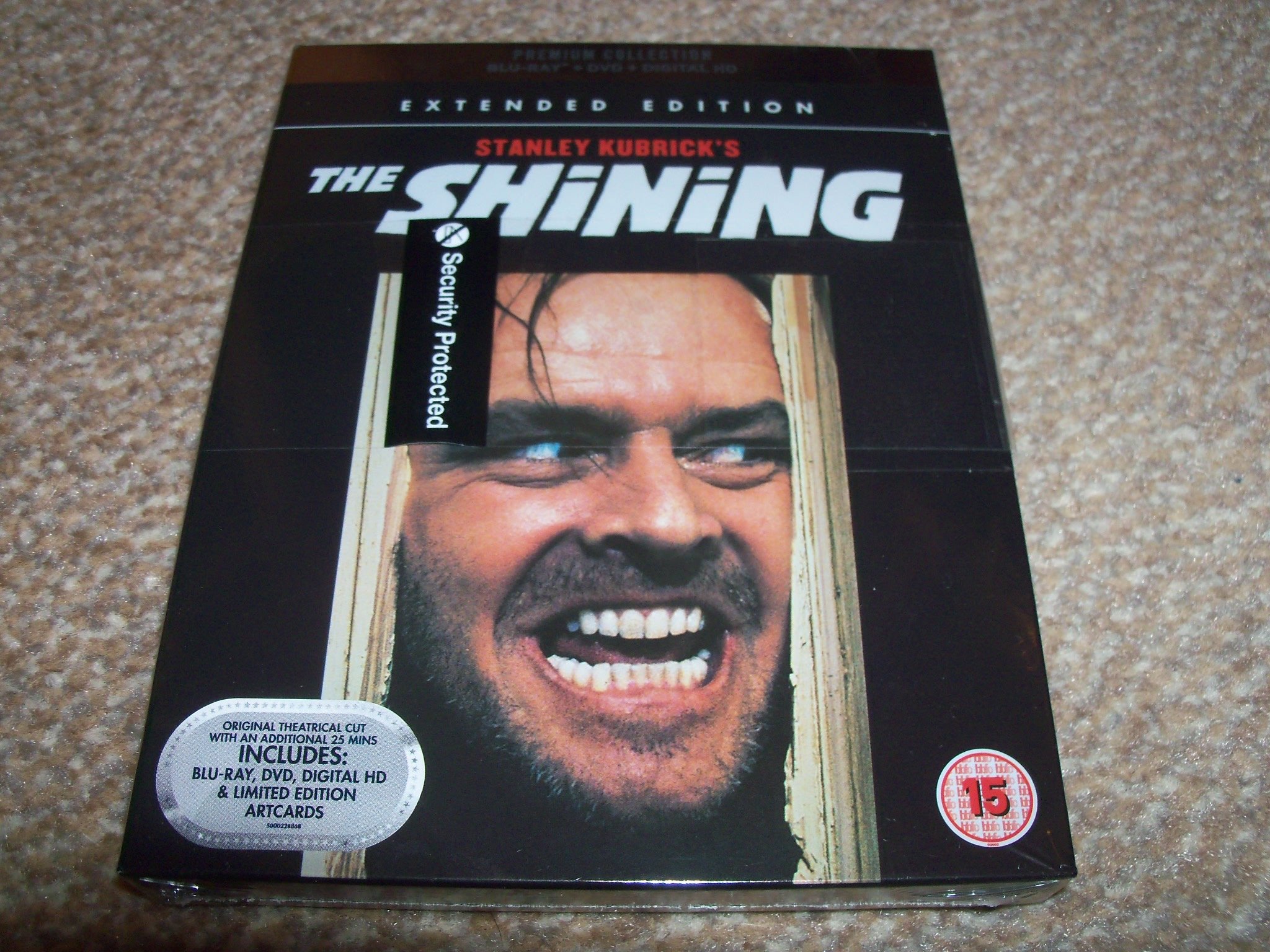The Shining Extended Cut Limited Slipcase Edition / Blu Ray+DVD+Art Cards / Import / Region Free Blu Ray